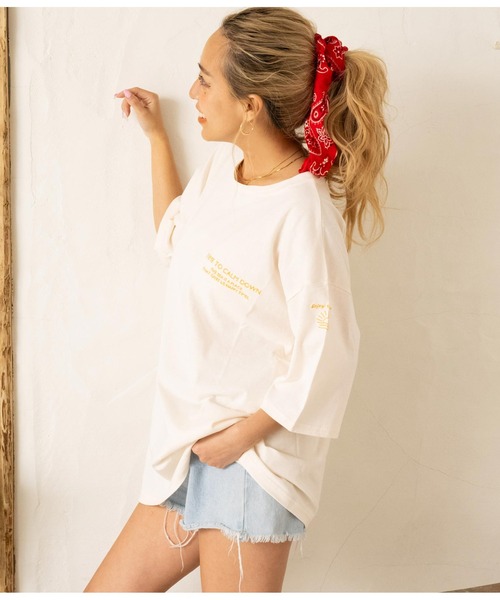 anap mimpi（アナップミンピ）の「カラーメッセージ 刺繍 ビッグ Tシャツ（Tシャツ/カットソー・レディース・ダークグレー/ベージュ系その他/ピンク/ホワイト・FREE）」の19枚目の写真