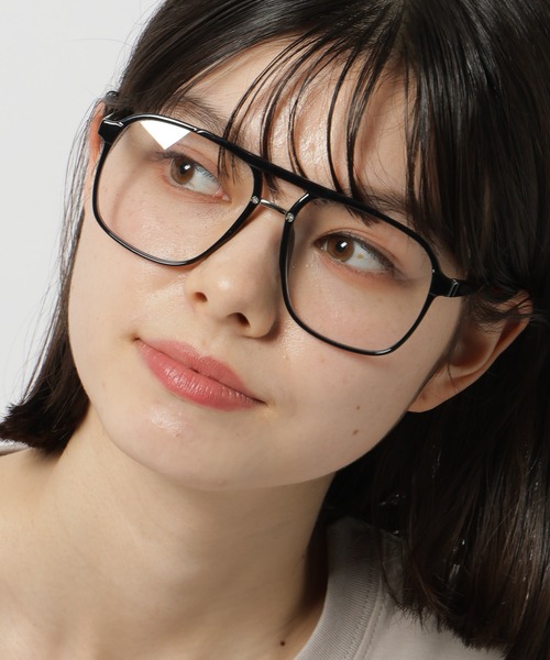 niko and...（ニコアンド）の「オリジナルティアドロップ伊達メガネ（メガネ・レディース・ライトグレー/ブラック・FREE）」の16枚目の写真