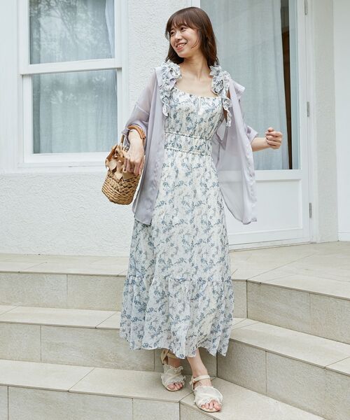 MAJESTIC LEGON（マジェスティックレゴン）の「バックレースアップパールシアーシャツ（シャツ/ブラウス・レディース・アイボリー/ピンクベージュ/ライトブルー/チャコールグレー/ライトグリーン・MEDIUM）」の6枚目の写真