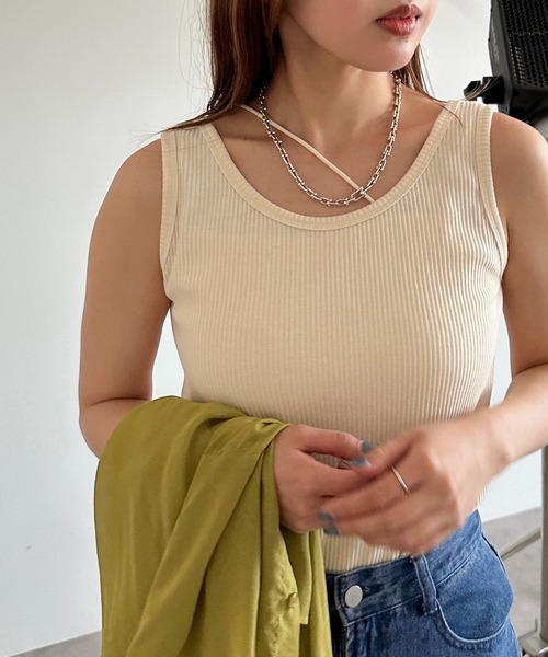 apres jour mignon(アプレジュールミニョン)の「2WAYリブタンクトップ【ZOZOTOWN限定アイテム】(タンクトップ・レディース・ブラック/アイボリー/ピンク/レッド/パープル/ブルー系その他/オレンジ/グリーン/ブラウン系その他・フリー/X-LARGE)」の17枚目の写真