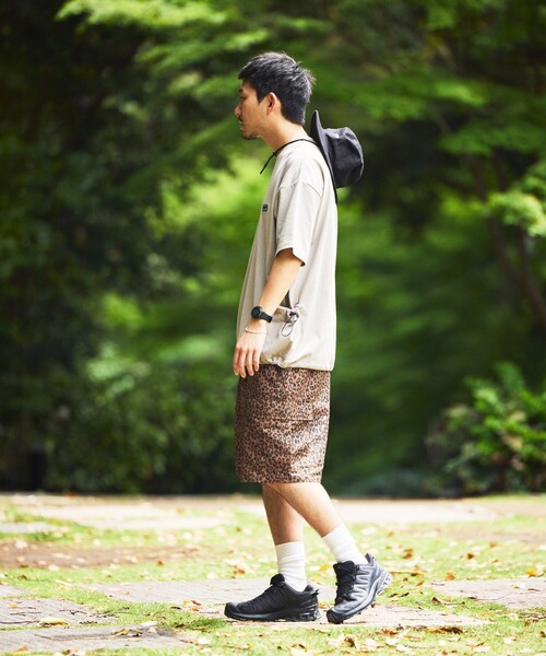 FREAK'S STORE(フリークスストア)の「限定展開 ビッグシルエット サイドポケット クルーネックTシャツ(Tシャツ/カットソー・メンズ・ホワイト/ブラック/ベージュ/ネイビー/グレー・SMALL/MEDIUM/LARGE)」の20枚目の写真