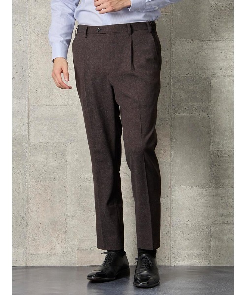 Perfect Suit FActory(パーフェクトスーツファクトリー)の「TRANS CONTINENTS AVANT AIR デニム調セットアップ パンツ ブラウン/ブルー(スラックス・メンズ・ダークブラウン/ブルー・M/SS/L/LL/3L/S)」の2枚目の写真