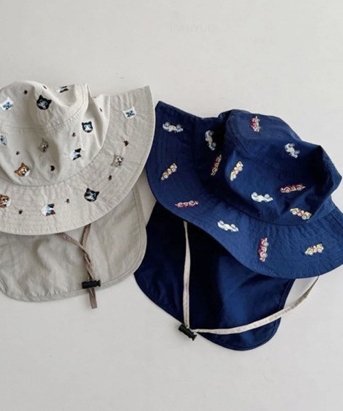 Bambin(ボンバン)の「【 Bambin / ボンバン 】 刺繍 バラエティ バケットハット / 日除け付き UVカット(ハット・キッズ・ライトグレー/ホワイト/ピンク/ベージュ/ネイビー/セージグリーン・FREE)」の16枚目の写真
