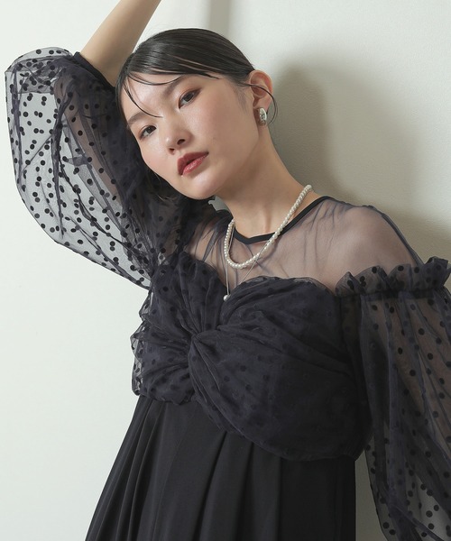 Kana（カナ）の「ドット チュール ボリュームスリーブ ワイド