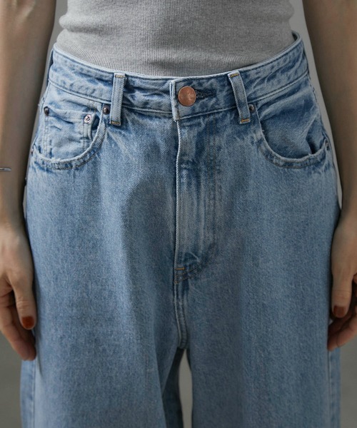 SALON adam et rope'（サロン アダム エ ロペ）の「【RED CARD TOKYO（レッドカードトーキョー）】DAKOTA/ダコタ（デニムパンツ・レディース・ブルー系その他6・23/24/25/26/22）」の17枚目の写真