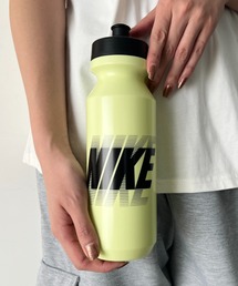 NIKE（ナイキ）の「Nike(ナイキ)/ビッグマウス 976ml スクイズボトル ウォーターボトル 水筒 2.0 32oz グラフィック（水筒）」