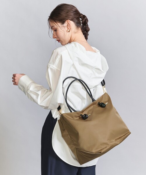 VIOLAd'ORO（ヴィオラドーロ）の「＜VIOLAd’ORO＞BIANCAトートバッグ ML -2WAY-（トートバッグ・レディース・モカ/ベージュ/ブラック/ダークブラウン/その他1/ダークグレー・FREE）」の20枚目の写真