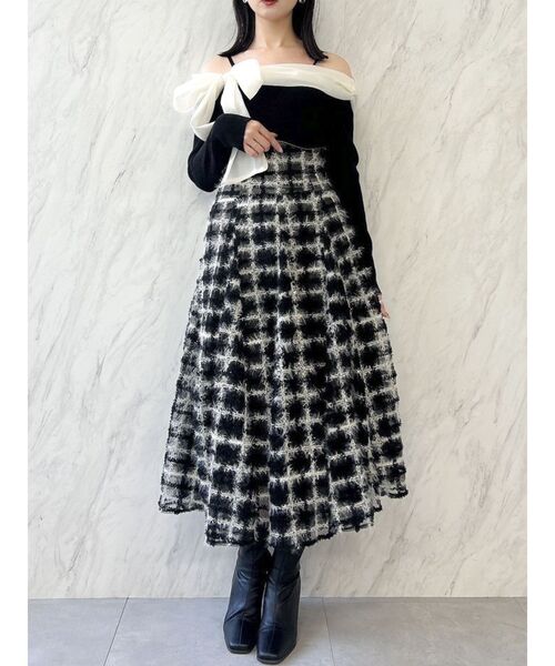 dazzlin（ダズリン）の「ビックリボンオフショルニットプルオーバー（ニット/セーター・レディース・チャコールグレー/ブラック/ピンク/ブルー・FREE）」の9枚目の写真