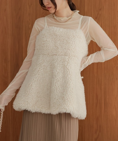 Bab（バブ）の「ペプラムファーキャミベスト（ベスト・レディース・アイボリー/チャコールグレー/モカ・FREE）」の4枚目の写真