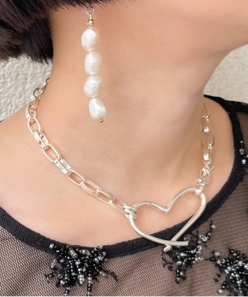 LAPUIS(ラピュイ)の「LAPUIS(ラピュイ)Big Heart choker(チョーカー・レディース・シルバー/マルチ・FREE)」の19枚目の写真