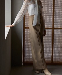 ERADIE（エラディエ）の「High-waisted semi wide pants ハイウエストセミワイドパンツ（スラックス）」