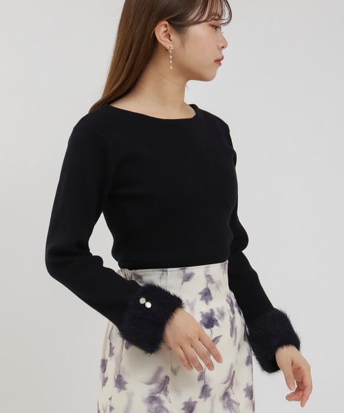 ASTORIA ODIER（アストリアオディール）の「袖ファーヤーン リブニットプルオーバー（ニット/セーター・レディース・ピンクベージュ/ホワイト/ブラック・MEDIUM/SMALL）」の16枚目の写真