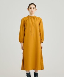 【WOMEN】バックプリーツ ワンピース