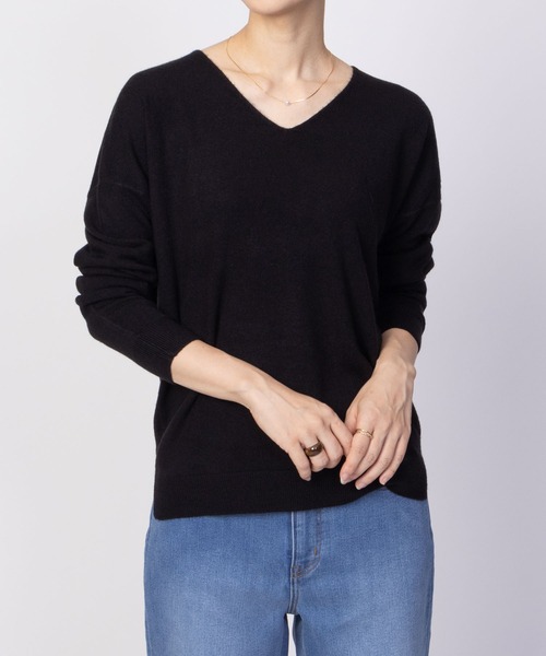 NAVY(ネイビー)の「nAvy 洗えるニット カシミヤタッチ Vネックプルオーバー(ニット/セーター・レディース・オレンジ系その他/グレイッシュベージュ/ブラック/ブルーグリーン・M/L)」の9枚目の写真