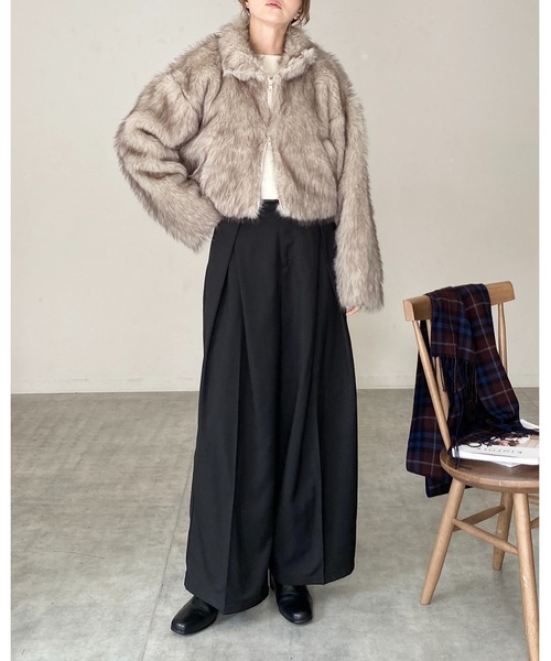 セール】スタンドネックショート丈ダブルジップフェイクファー