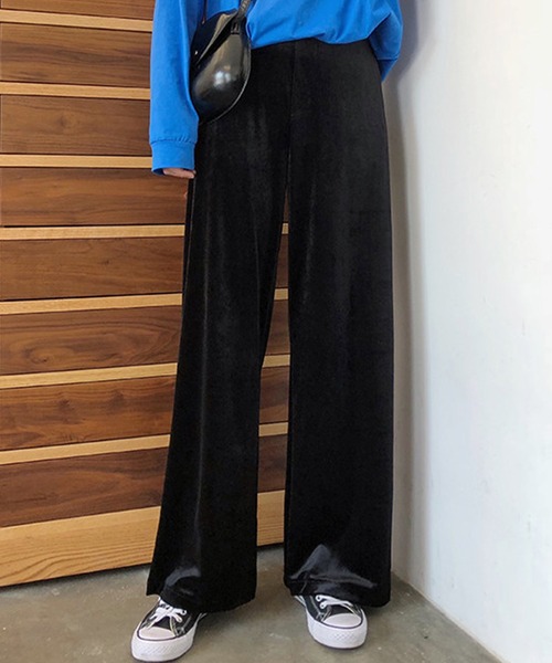 IRADOWL(アイラドール)の「ベロア素材ブラックカラーロングパンツ(その他パンツ・レディース・ブラック・LARGE/MEDIUM/SMALL)」の8枚目の写真