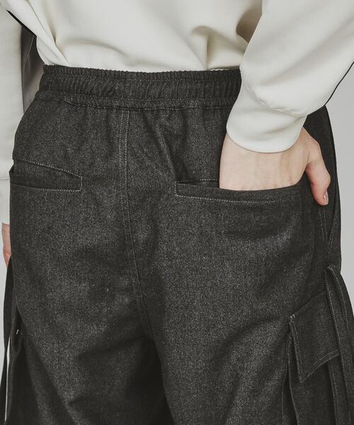 tk.TAKEO KIKUCHI（ティーケータケオキクチ）の「◆起毛テクニカルカーゴパンツ（カーゴパンツ・メンズ・チャコールグレー/ブラウン系その他/ブラック/ネイビー系2/グレー系2・01/02/03）」の10枚目の写真