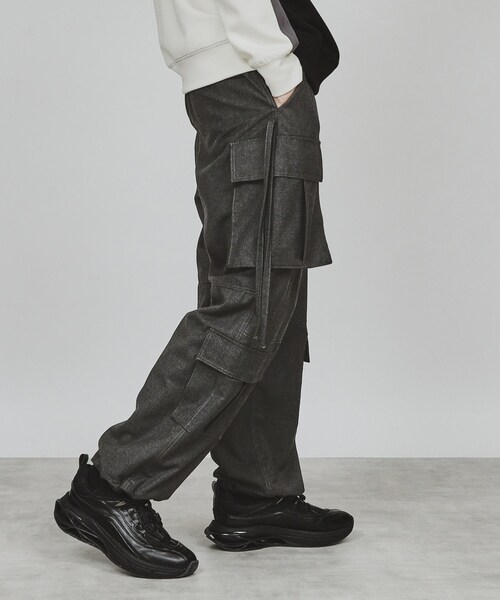 tk.TAKEO KIKUCHI（ティーケータケオキクチ）の「◆起毛テクニカルカーゴパンツ（カーゴパンツ・メンズ・チャコールグレー/ブラウン系その他/ブラック/ネイビー系2/グレー系2・01/02/03）」の15枚目の写真