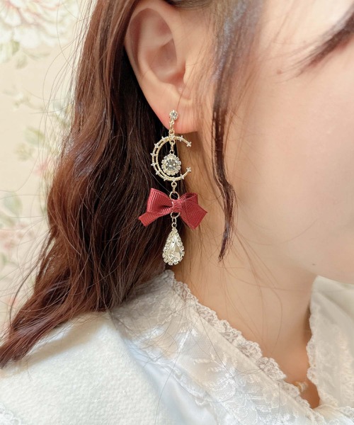 ROJITA（ロジータ）の「クリスタルビジュ付きムーンイヤリング（イヤリング・レディース・ボルドー/ピンク/ブラック・FREE）」の13枚目の写真