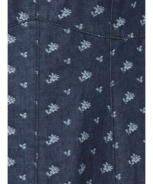 CALNAMUR（カルナムール）の「DENIM JACQUARD FLOWER OP/デニムジャガードフラワーワンピース（ワンピース・レディース・ライトブルー/インディゴブルー・SMALL/MEDIUM）」の15枚目の写真