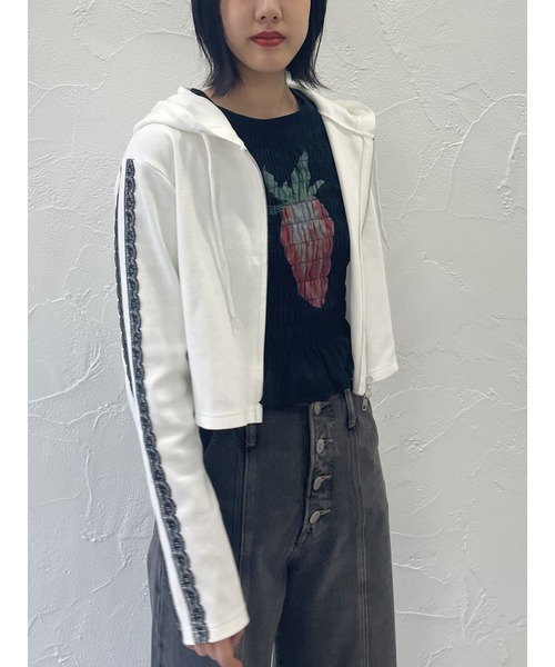 jouetie(ジュエティ)の「ラインレースZIPスウェットパーカー(パーカー・レディース・オフホワイト/グレー/ブラック・MEDIUM)」の12枚目の写真