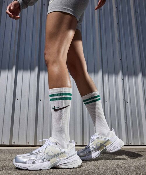 さくらぷ ノモックwオープンハイタイプ ホワイト セール】ナイキ V2K ラン ウィメンズシューズ / Nike V2K Run