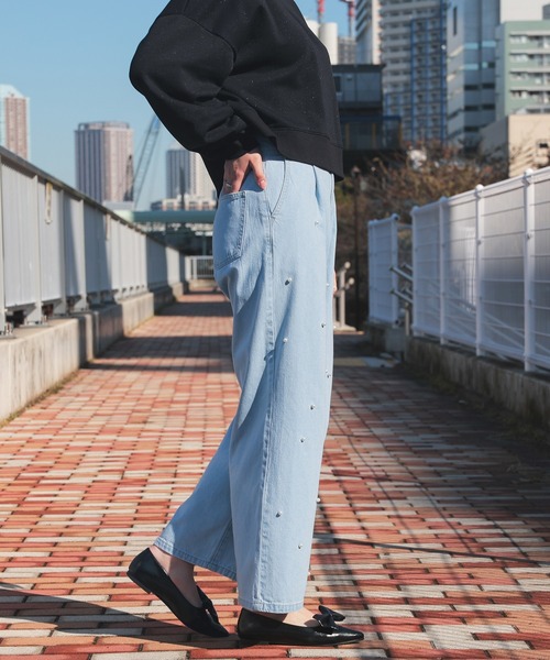 Honeys(ハニーズ)の「パール付ワイドパンツ(デニムパンツ・レディース・ブルー系その他2/ブルー・L/LL/M/S/SS)」の7枚目の写真