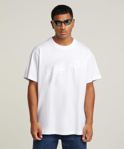 G-STAR（ジースター）の「FLOCK G-SCRIPT LOOSE T-SHIRT/フロックプリントロゴオーバーサイズTシャツ（Tシャツ/カットソー・メンズ・ダークブラック/ホワイト・X-SMALL/SMALL/MEDIUM/LARGE/X-LARGE）」の6枚目の写真