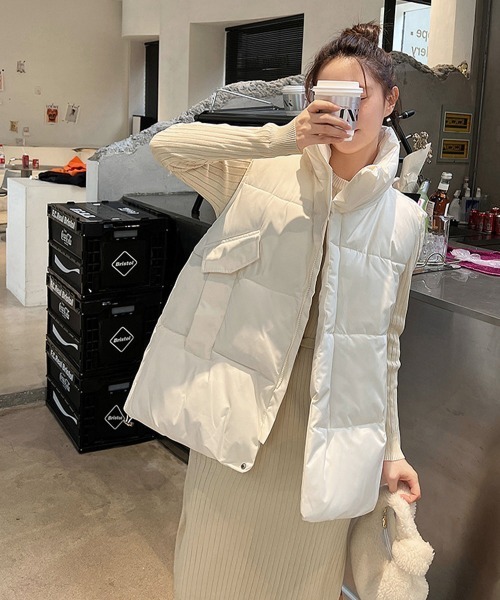 Miniministore(ミニミニストア)の「エコダウンベストレディース暖か中綿ベスト(ダウンベスト・レディース・アイボリー/ブラック・FREE)」の10枚目の写真
