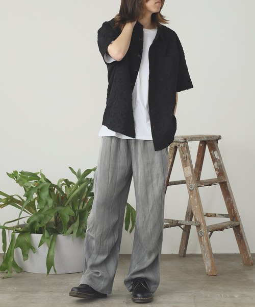 ROOPTOKYO（ループトウキョウ）の「【70%OFF】フラワー刺繍 レギュラーカラー半袖シャツ（シャツ/ブラウス・メンズ・ブラック/ホワイト・XL/L）」の10枚目の写真