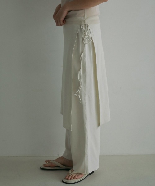 anuke（アンヌーク）の「anuke Layered Cut Pants レイヤードカット