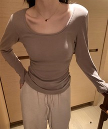 ブラジャー付きニットトップス