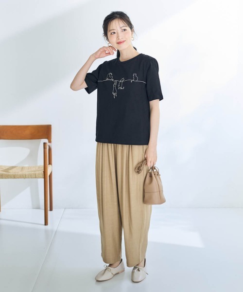 SMILE LAND(スマイルランド)の「<大きいサイズ>綿100%猫刺しゅうTシャツ【Otona Purete】(Tシャツ/カットソー・レディース・ブラック/オフホワイト・LL/3L/5L/L/4L)」の12枚目の写真