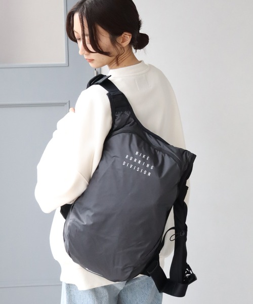 NIKE(ナイキ)の「【NIKE/ナイキ 】コミューター エリート バックパック (容量:約15L)(バックパック/リュック・メンズ・ブラック/ブラック系1・FREE)」の8枚目の写真