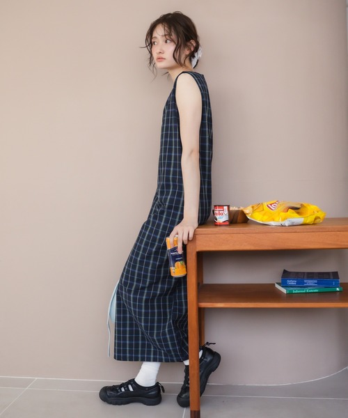 HEILIS(ヘイリス)の「【大人気!HIT ITEM!】【新色追加】チェック柄ロングワンピース/ネイビー 韓国 ビンテージ ガーリー フェミニン トラッド 春服 夏服 秋服 冬服 ブラック ブラウン ロング(ワンピース・レディース・ネイビー/ブラウン/ブラック・FREE)」の16枚目の写真