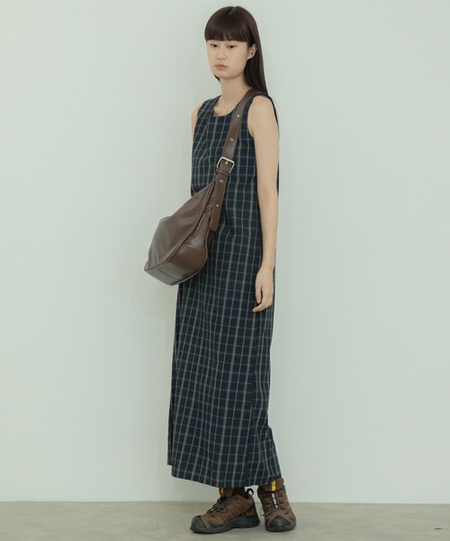 HEILIS(ヘイリス)の「【大人気!HIT ITEM!】【新色追加】チェック柄ロングワンピース/ネイビー 韓国 ビンテージ ガーリー フェミニン トラッド 春服 夏服 秋服 冬服 ブラック ブラウン ロング(ワンピース・レディース・ネイビー/ブラウン/ブラック・FREE)」の17枚目の写真