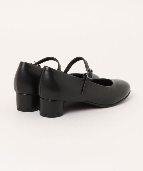 tsumori chisato WALK(ツモリチサトウォーク)の「オールウェザー対応ラウンドトゥストラップパンプス(レインシューズ・レディース・ブラック/ブラック系その他・22.5cm/23.5cm/24.5cm/23.0cm/24.0cm)」の3枚目の写真