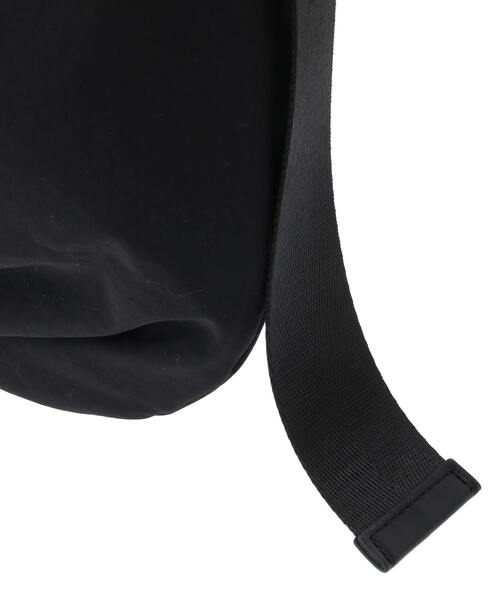 CONVERSE TOKYO（コンバーストウキョウ）の「2WAY NYLON GATHER MOON SHOULDER BAG（ショルダーバッグ・レディース・ブラック/カーキ/ライトベージュ・FREE）」の14枚目の写真