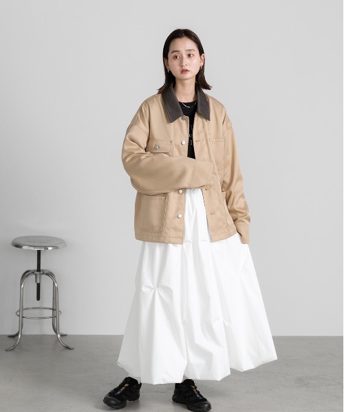 ad thie(アドティエ)の「カラー配色 ツイル ワークオーバージャケット(カバーオール・レディース・アイボリー/カーキ/ベージュ・FREE)」の4枚目の写真