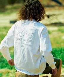 ragged mountain（ラギットマウンテン）の「【RAGGED MOUNTAIN/ラギットマウンテン】エンボス加工ロゴロンT（Tシャツ/カットソー）」