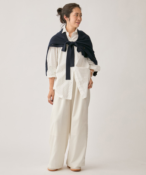 VERMEIL par iena（ヴェルメイユパーイエナ）の「シルクライクサテン リラックスパンツ（その他パンツ・レディース・ブラック/ブラウン/ホワイト・40/38/36）」の16枚目の写真