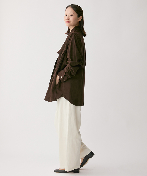 VERMEIL par iena（ヴェルメイユパーイエナ）の「シルクライクサテン リラックスパンツ（その他パンツ・レディース・ブラック/ブラウン/ホワイト・40/38/36）」の22枚目の写真