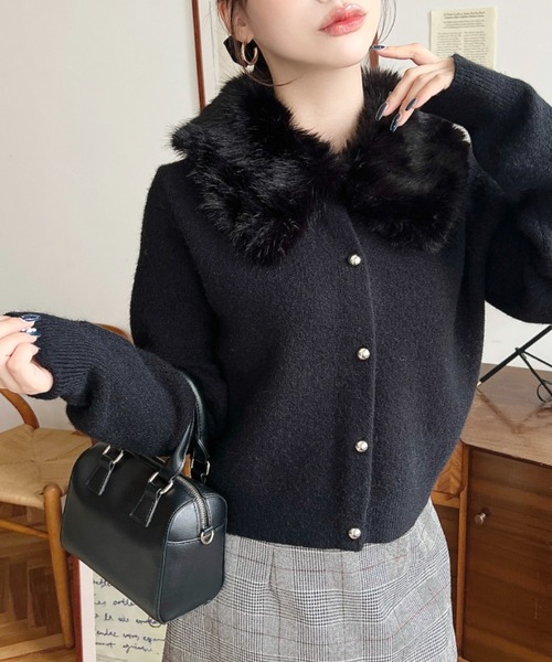 セール】フェイクファーティペット付き金ボタンもちもちニット