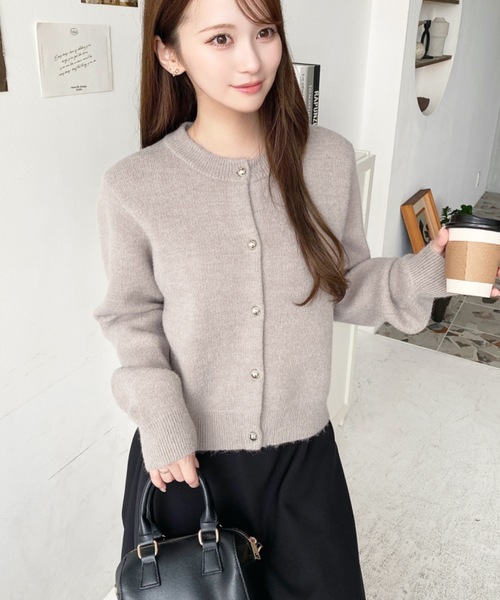 セール】フェイクファーティペット付き金ボタンもちもちニット