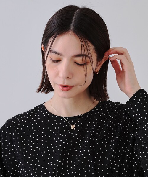 OPAQUE.CLIP(オペークドットクリップ)の「メタルリングネックレス(ネックレス・レディース・シルバー/ゴールド・00)」の7枚目の写真