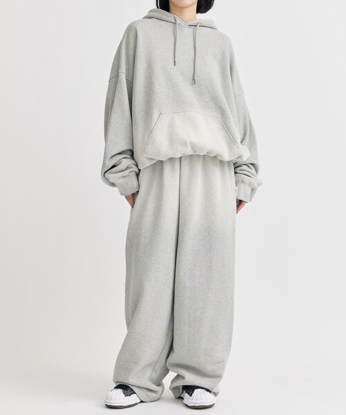 BASICKS（ベイシックス）の「【BASICKS/ベーシックス】Fade Large Fit Sweat Trouser/スウェットパンツ（スウェットパンツ・レディース・グレー/ブラック・S）」の7枚目の写真