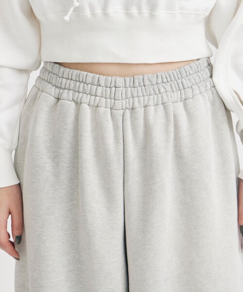 BASICKS（ベイシックス）の「【BASICKS/ベーシックス】Fade Large Fit Sweat Trouser/スウェットパンツ（スウェットパンツ・レディース・グレー/ブラック・S）」の12枚目の写真