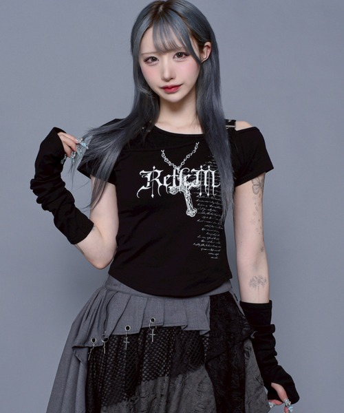 日本初の REFLEM/レフレム』アームカバー付きクロップドTシャツ/ハーフ トップス