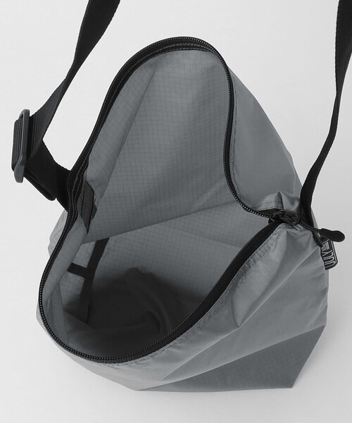 JULY NINE(ジュライナイン)の「<JULY NINE>SEQUEL BITTY ショルダーバッグ(ショルダーバッグ・レディース・ロイヤルブルー/グレー・FREE)」の19枚目の写真