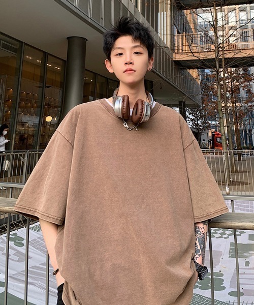B'day(ビーデイ)の「【 B'day / ビーデー 】ピグメントオーバーダイ ヴィンテージ加工半袖クルーTEE(Tシャツ/カットソー・メンズ・ブラウン/グレー/ブルー/アイボリー/ブラック・LARGE/MEDIUM/SMALL/X-LARGE)」の4枚目の写真